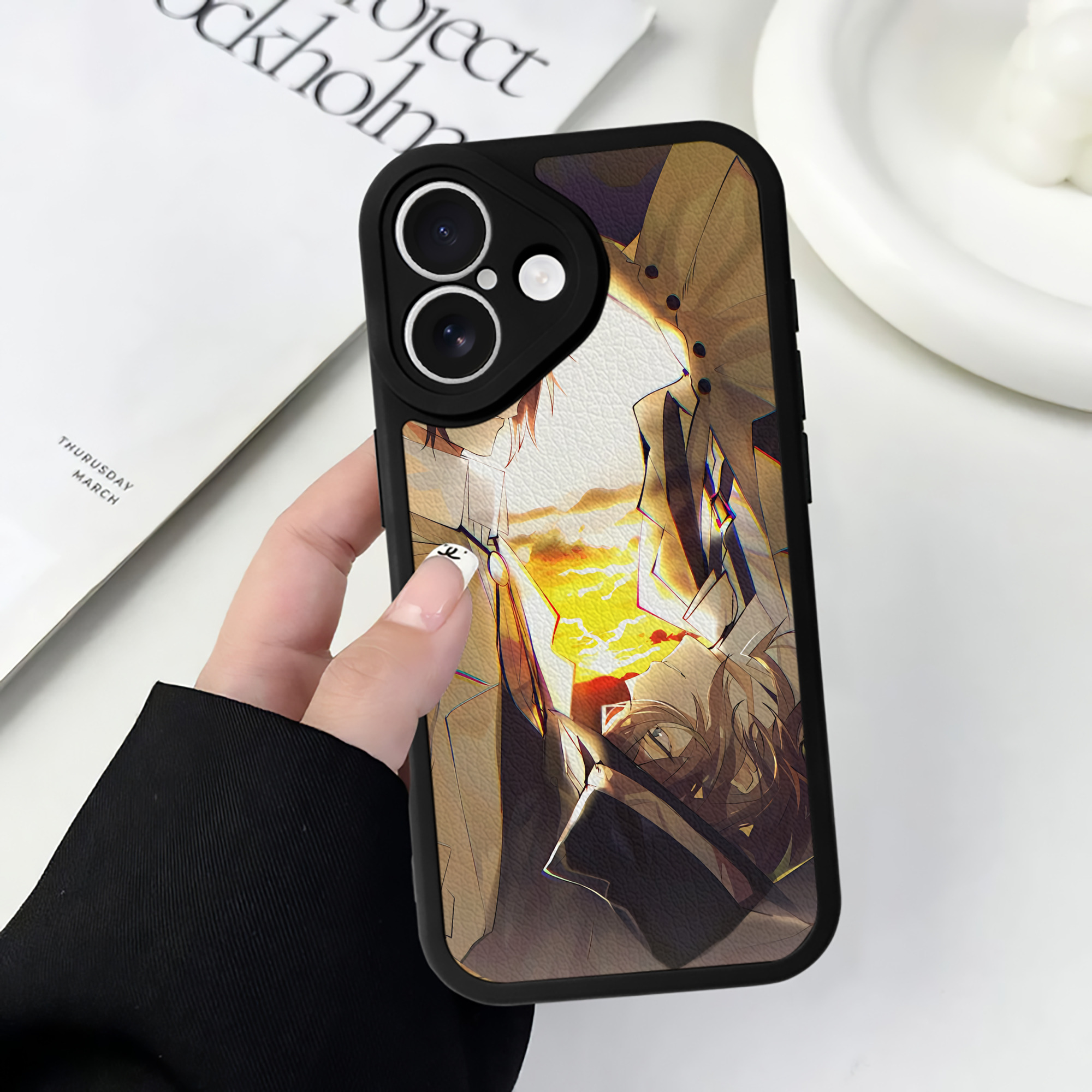 （画像用） 文豪ストレイドッグス Bungo Stray Dogs 【iPhone 16シリーズ対応】シリコンスマホケース（レザー調） 材質：シリコン
